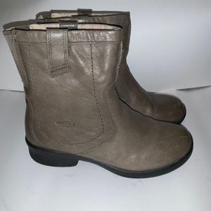 Keen Booties